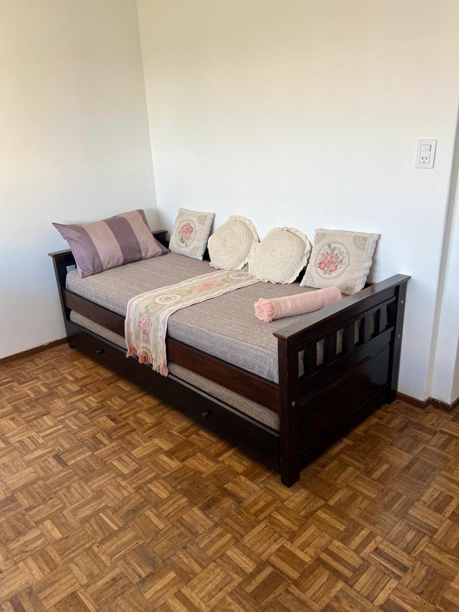 Departamento Inmejorable Ubicacion, Amplio Patio Y Opcional Cochera Apartment Corrientes