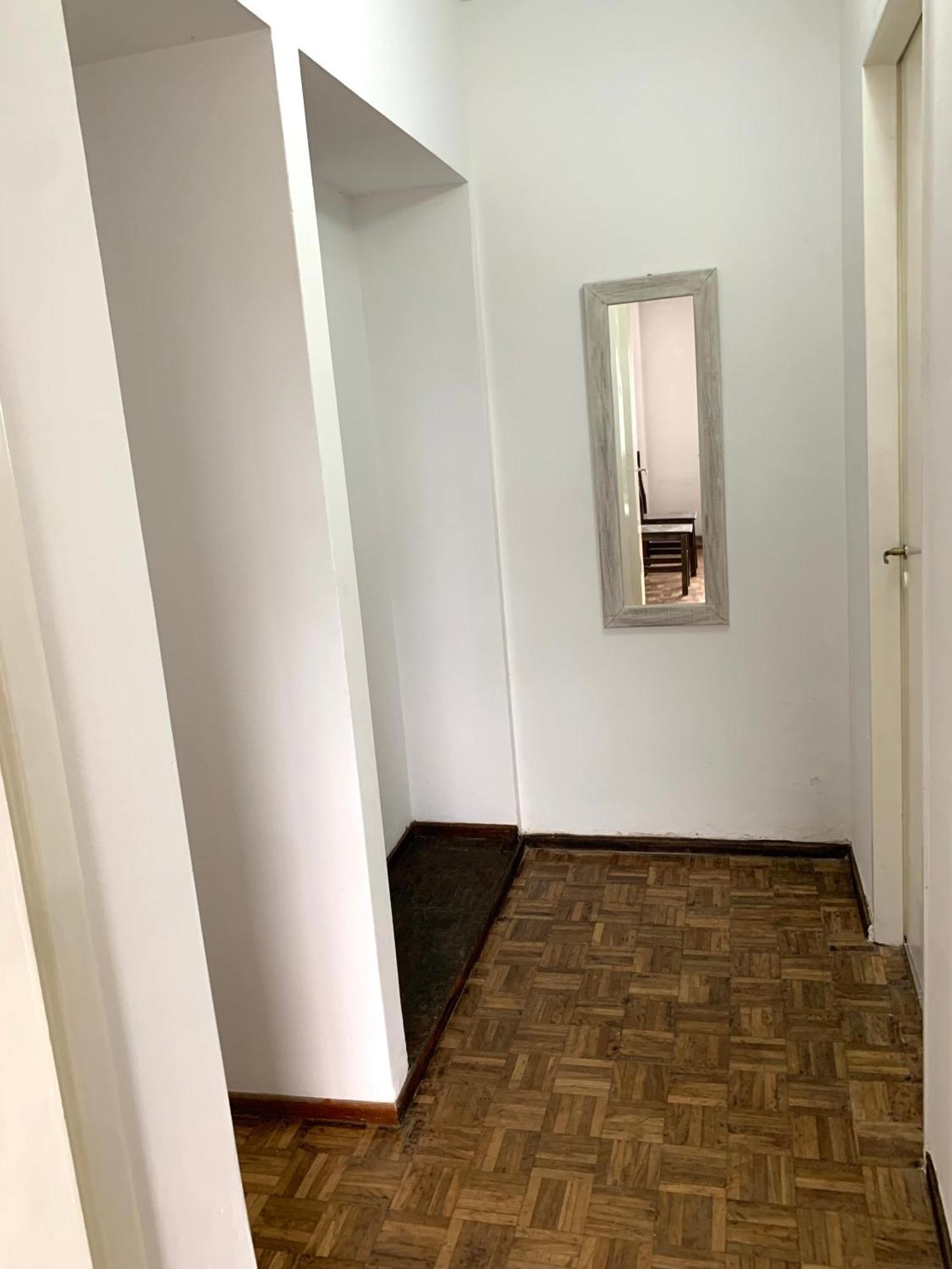 Departamento Inmejorable Ubicacion, Amplio Patio Y Opcional Cochera