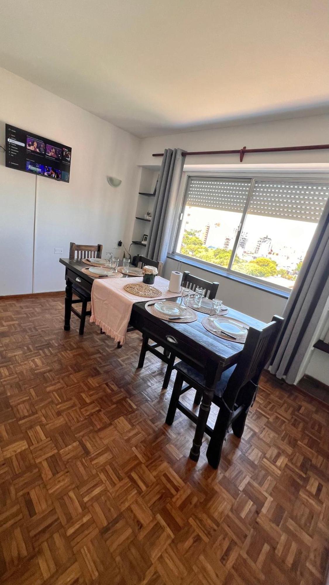 Departamento Inmejorable Ubicacion, Amplio Patio Y Opcional Cochera Apartment Corrientes